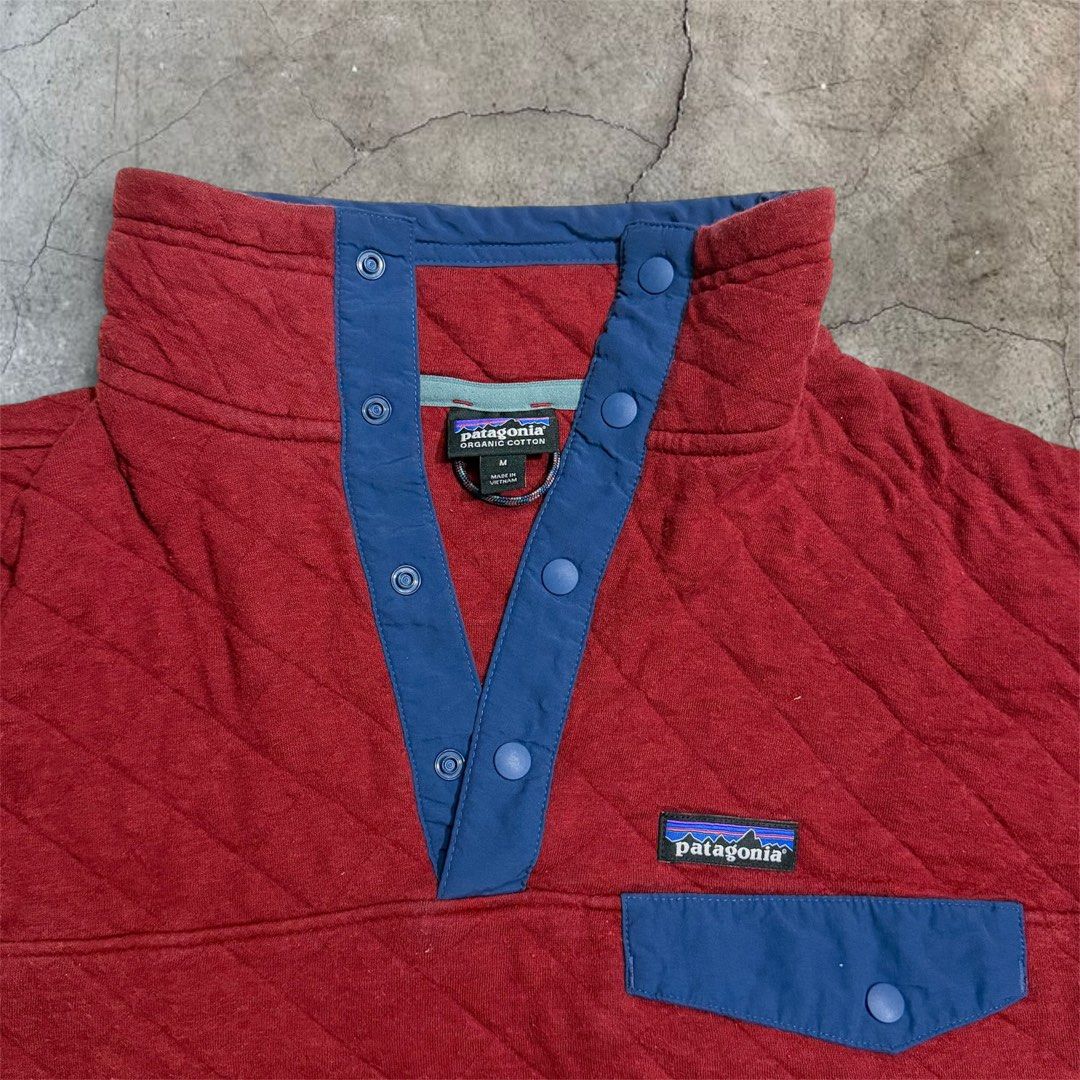 Patagonia Quilt Snap T Pull over (Category: Coats, Jackets and Outerwear) located in Manila. Submitted by marx_g (Listing ID 1461540673, Image 2). Description: Patagonia Quilt Snap T Pull over Size M Width: 22 Length: 25 PRICE: 1500 plus sf.