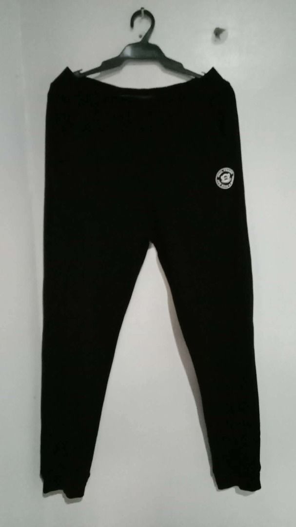 Paul Frank Men's Jogger Pants (Category: Joggers) located in Calapan. Submitted by jyka12345 (Listing ID 1461371447, Image 1). Description: .