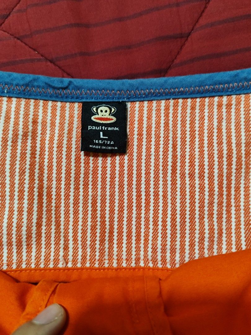 Paul Frank Orange Short (Category: Shorts) located in Iloilo. Submitted by cynehllevie (Listing ID 1461356177, Image 3). Description: Paul Frank Orange Short with minimal flaws Large on Tag waistline is 33 inch.