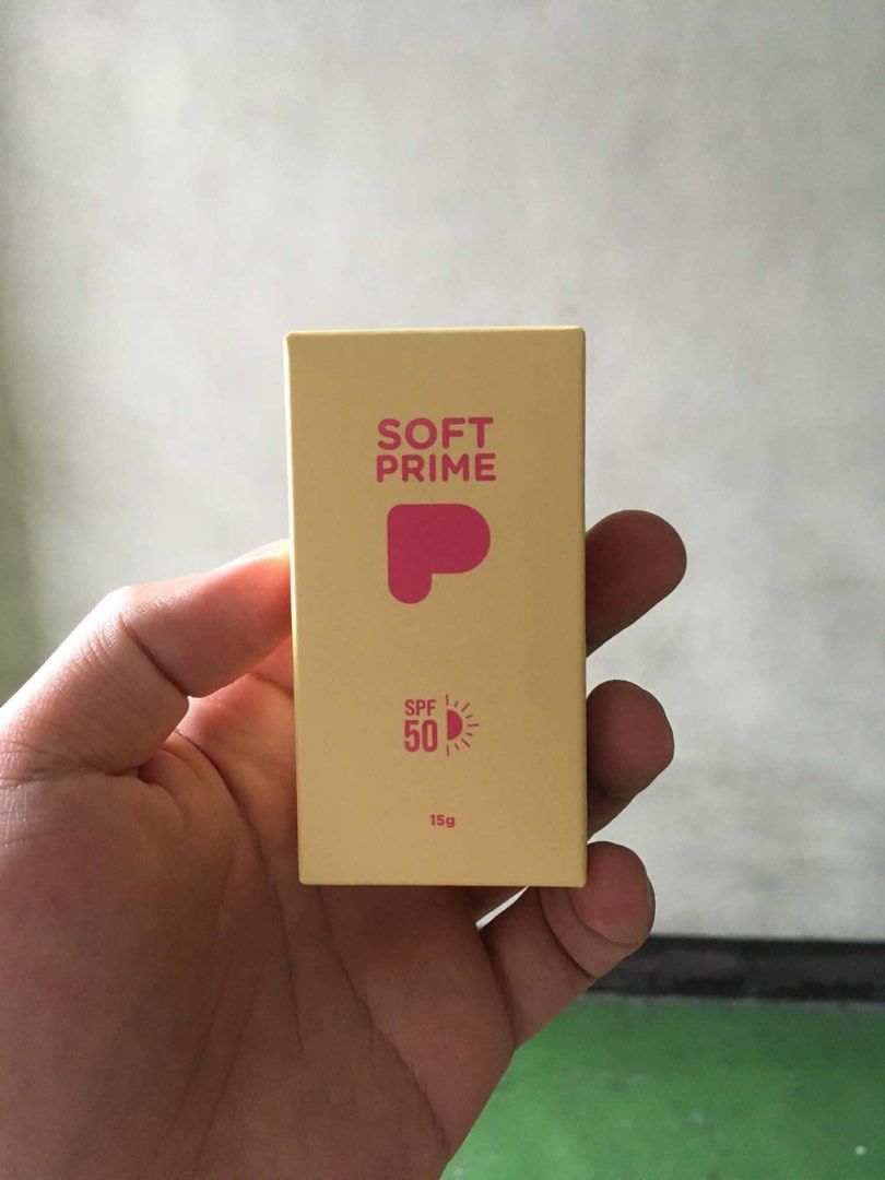 Penshoppe Soft Prime Sunscreen with SPF 50 (Category: Makeup) located in Makati City. Submitted by lilmissgirl (Listing ID 1461536356, Image 1). Description: Penshoppe Soft Prime - Size: 15g - SPF 50 protection - Preps skin for makeup - Smoothes and protects - Distributed by Golden ABC, Inc. - Made in PRC.