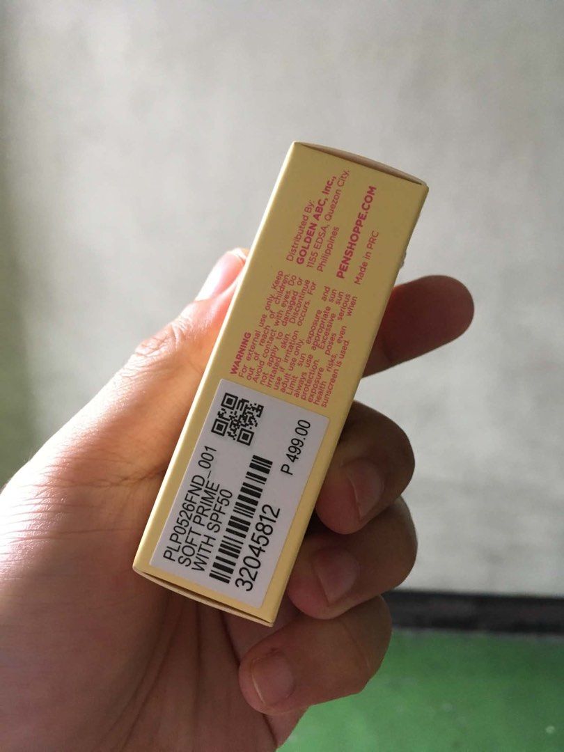 Penshoppe Soft Prime Sunscreen with SPF 50 (Category: Makeup) located in Makati City. Submitted by lilmissgirl (Listing ID 1461536356, Image 2). Description: Penshoppe Soft Prime - Size: 15g - SPF 50 protection - Preps skin for makeup - Smoothes and protects - Distributed by Golden ABC, Inc. - Made in PRC.