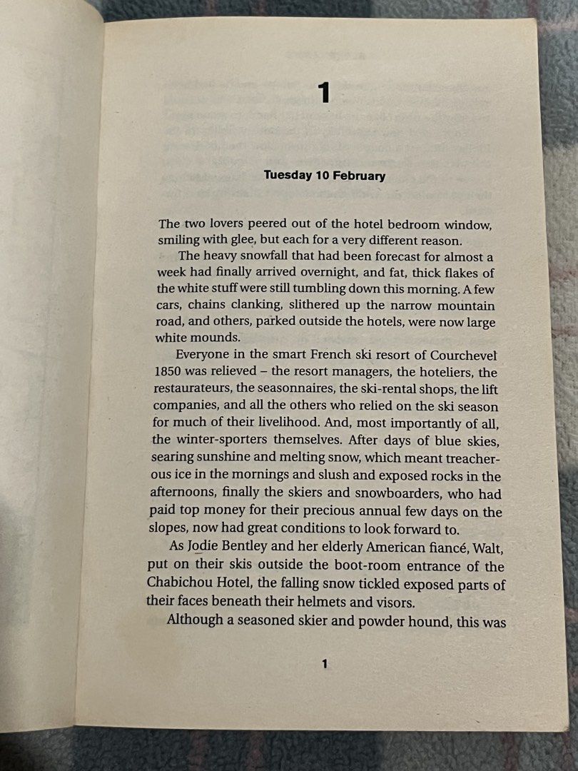 Peter James Love You Dead (Category: Storybooks) located in Daraga. Submitted by iamhayleygrace (Listing ID 1461489161, Image 3). Description: rfs: decluttering mop: gcash mod: j&t location: albay🌋.