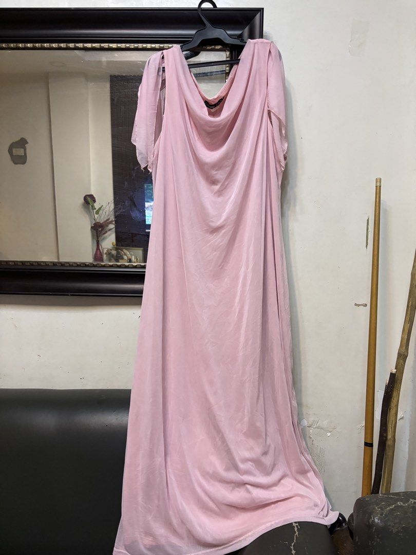 Pink Plus Size Dress (Category: Dresses) located in Manila. Submitted by maurisio (Listing ID 1461398064, Image 1). Description: .