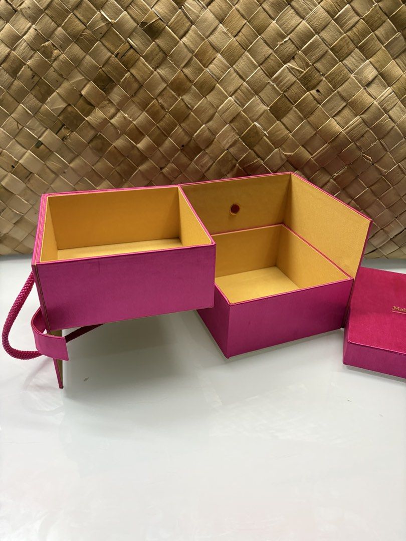 Pink puzzle box (Category: Occasions & Party Supplies) located in Manila. Submitted by thebookclubz (Listing ID 1461335373, Image 1). Description: .