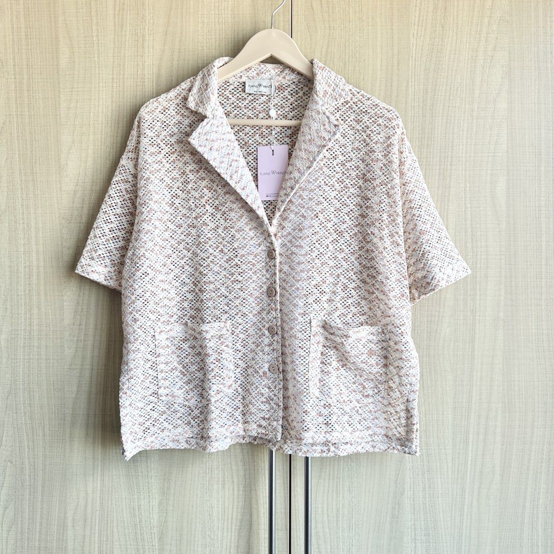 PLAINS & PRINTS - Crochet Buttondown (Category: Others Tops) located in Makati City. Submitted by alilbitofeverything.ph (Listing ID 1461372387, Image 1). Description: 📍Makati Brand: Plains & Prints Size on tag: small Fits small-large (depends on the fit you want) Brand new Still with tags Original Price: ₱2,098 Selling for: ₱1,050 No flaws.