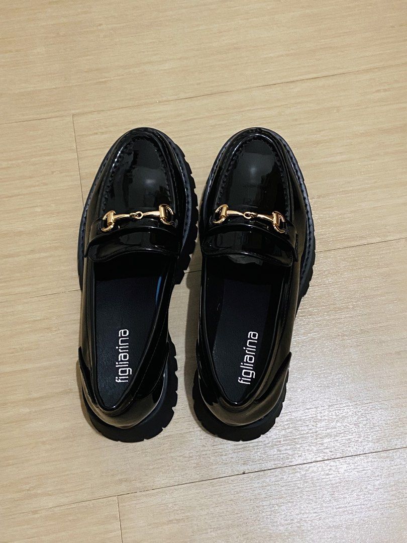 Platform Black Shoes NEW (Category: Loafers) located in Pasig City. Submitted by abbyflabby (Listing ID 1461425928, Image 3). Description: Size 40 Never used RFS: too big for me.