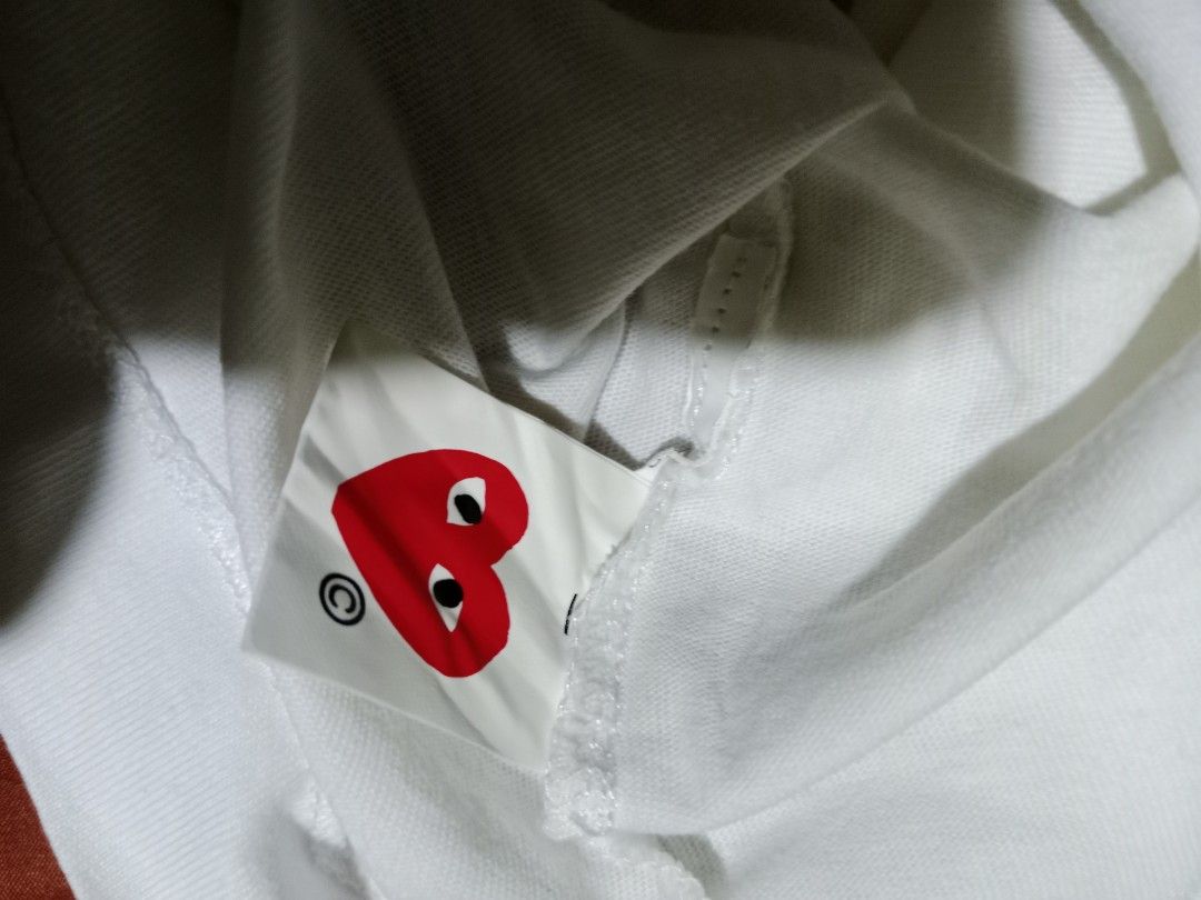 Play (Category: Shirts) located in Surallah. Submitted by unending_archive (Listing ID 1461482753, Image 3). Description: 💎PL4Y💎 SIZE:SMALL(17/22) EXCELLENT CONDTION COLOR RATE:9.5/10 ISSUE NEED WASH.