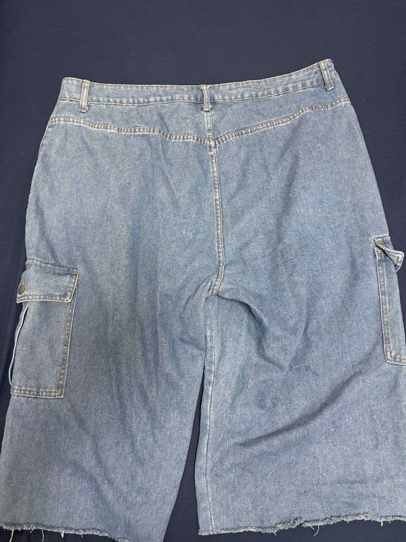 PLUS SIZE JORTS (Category: Shorts) located in Manila. Submitted by weaniceteee (Listing ID 1461451125, Image 2). Description: - Can fit up to 45 waist..