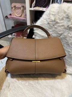 (Kategori: ) berada di . Dikirim oleh galih.room (ID iklan 1461439008, Gambar 1). Deskripsi: .
