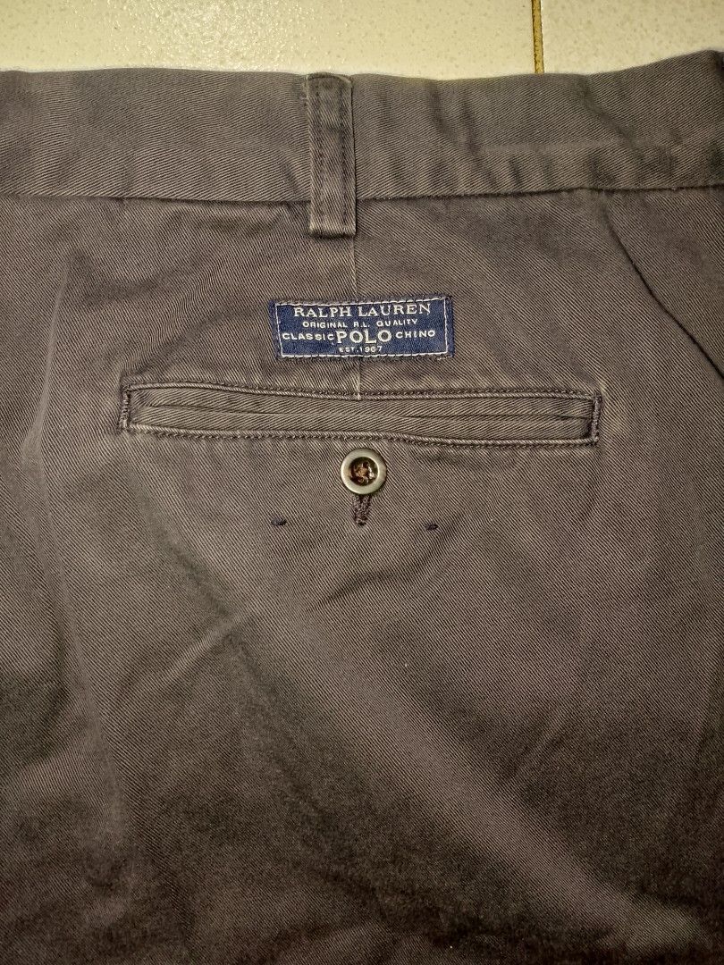 Polo by Ralph Lauren (Category: Chinos) located in Manila. Submitted by goodiesm (Listing ID 1461335887, Image 3). Description: For sale Polo by Ralph Lauren 40/32 complete tags good condition MOP: Gcash shipp via: jnt.