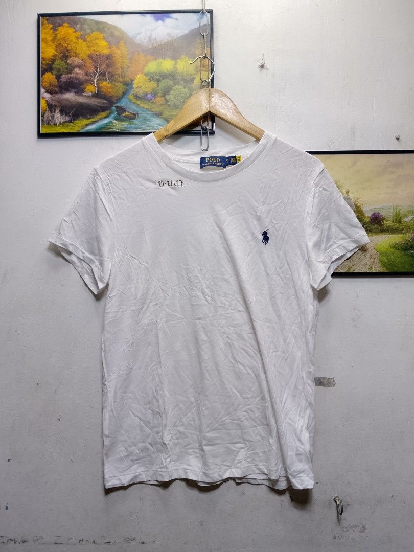 polo ralph lauren tee (Category: Tshirts & Polo Shirts ) located in Valenzuela. Submitted by joshwrldselection (Listing ID 1461554885, Image 1). Description: medium - large excellent condition need wash only (dot stain) thrift..