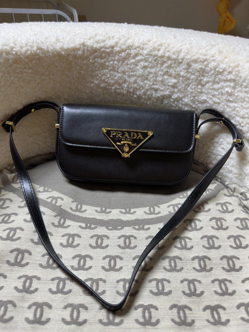 Pr@d@ Phone Sling Bag/Micro Bag (Category: Cross-body Bags) located in Binmaley. Submitted by amayscollections (Listing ID 1461483379, Image 2). Description: N€w Arr!val $aL€ Coded Pr@d@ Phone Sling Bag❣️ ₱699 Only 💸 with box & dustbag, gamosa lining. Ang gandara ses sa personal alam nyo na expect nyo sa brand nato pangako sayo❣️ YES to C0D✅ add 70 only.🔥 Pm 📩 Disclaimer: ‼️ This Page is not Associated or Affiliated with any of this following 