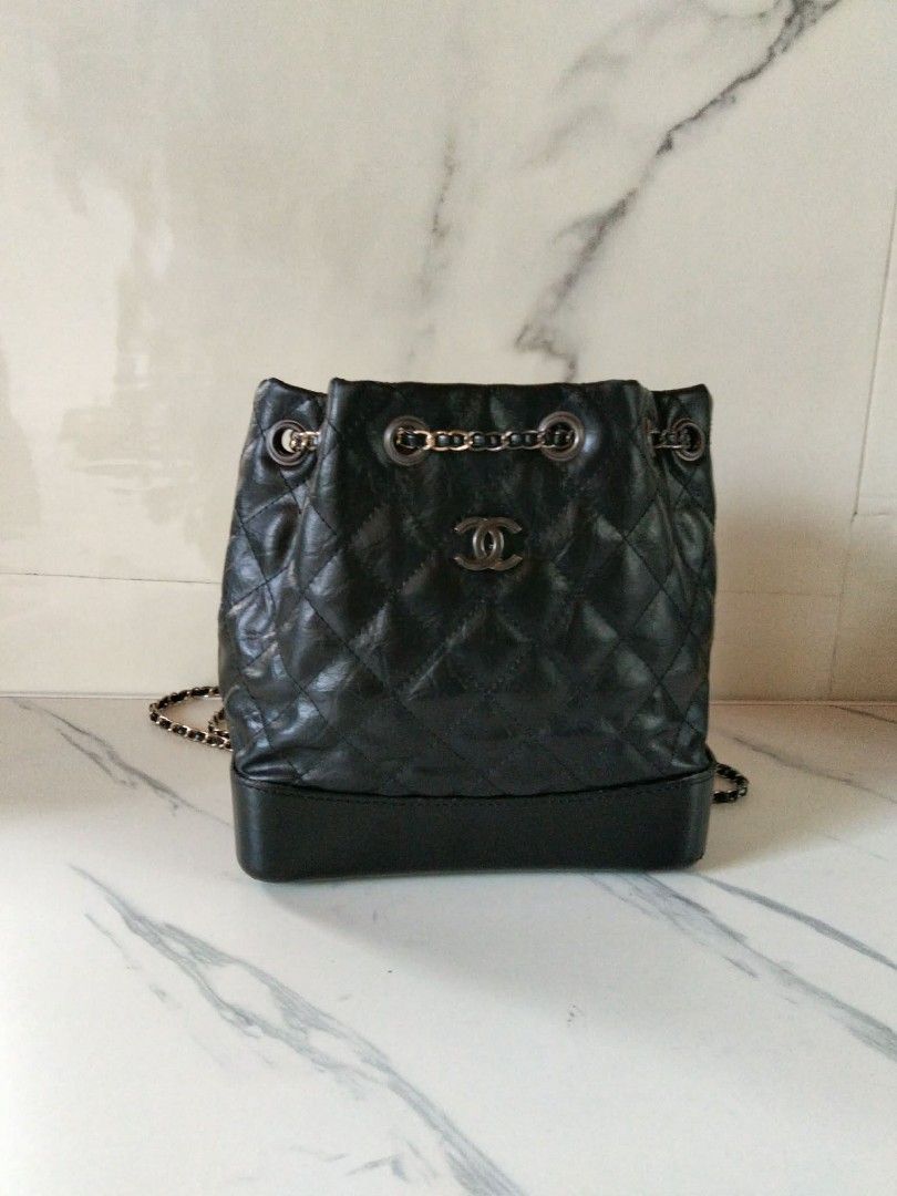 Chanel backpack (Category: Luxury Bags & Wallets) located in Aloran. Submitted by luvky_9 (Listing ID 1461472123, Image 1). Description: .