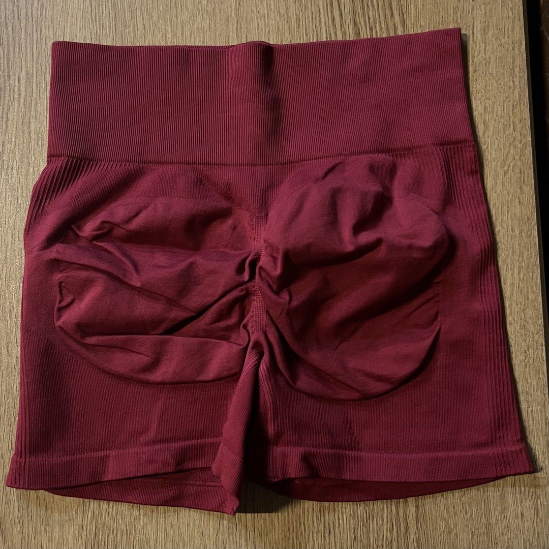 Pre-Loved Gym Shorts (Category: Shorts) located in Bulacan. Submitted by lovelyfindss (Listing ID 1461488165, Image 2). Description: Pre-Loved Gym Shorts 🎀 Excellent condition — used but still looks almost new. No stains or damage. Selling because I no longer use it. 💌 Feel free to message me for questions!.