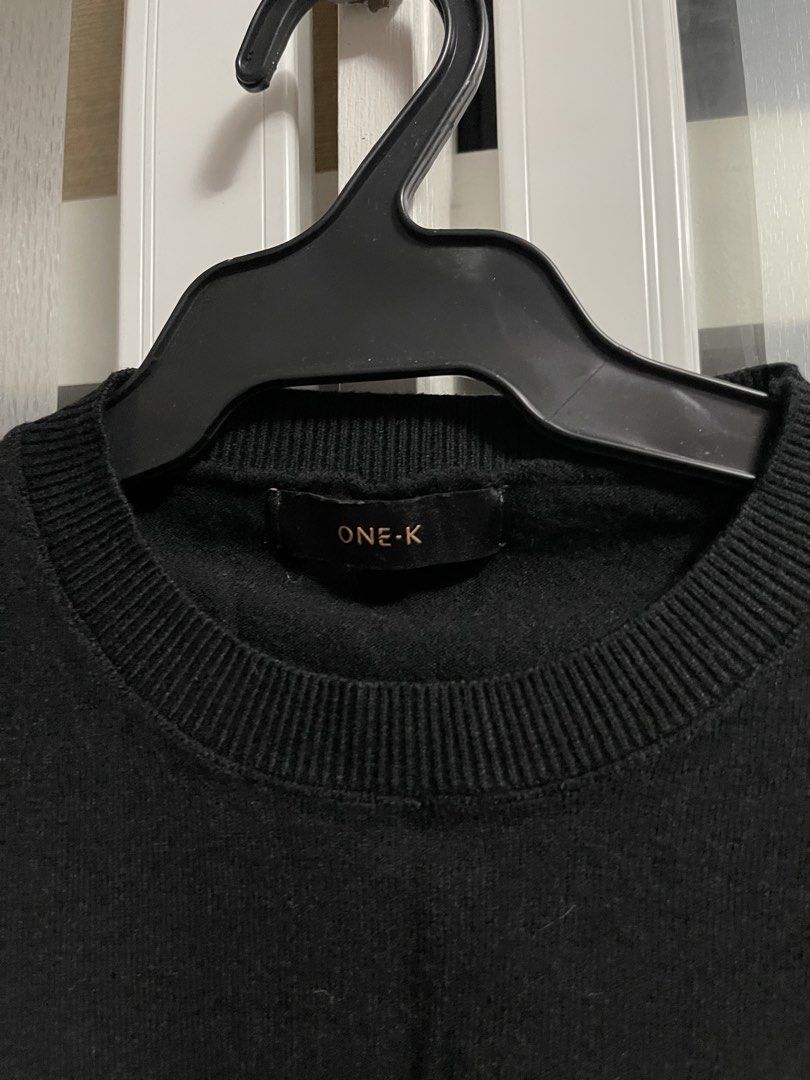Premium bangkok knitted top ONE K (Category: Blouses) located in Cainta. Submitted by freeingspaces (Listing ID 1461511359, Image 2). Description: S3.