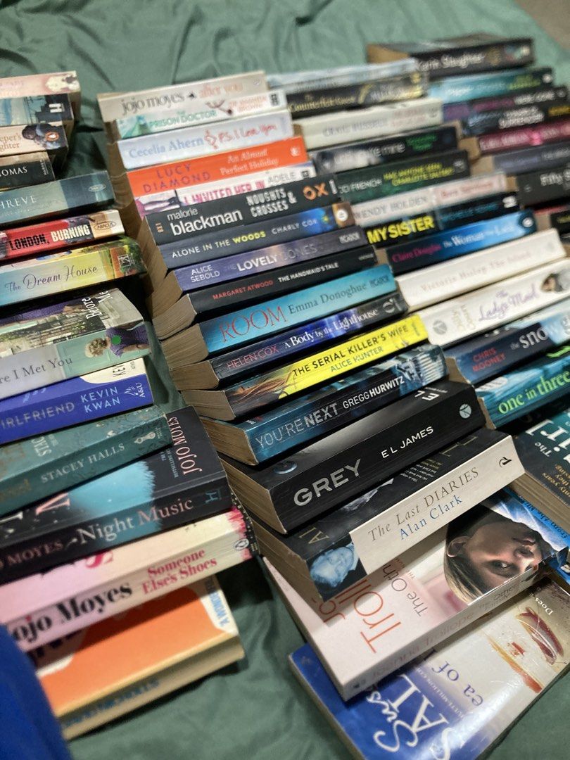 PREMIUM Preloved Books (Category: Storybooks) located in Manila. Submitted by kreserie (Listing ID 1461517715, Image 1). Description: ୨୧ ˚₊‧ **NEW ARRIVAL!** ‧₊˚ ୨୧ PREMIUM & FAMOUS NOVELS For readers who love the classics, bestsellers & stories everyone knows and loves! 📚🤎 A curated collection of **famous novels, timeless favorites & must-reads** — perfect for your bookshelf or next reading obsession. 🎀 ♡ **₱90–₱180 each** ♡ **TITLE + PRICE**