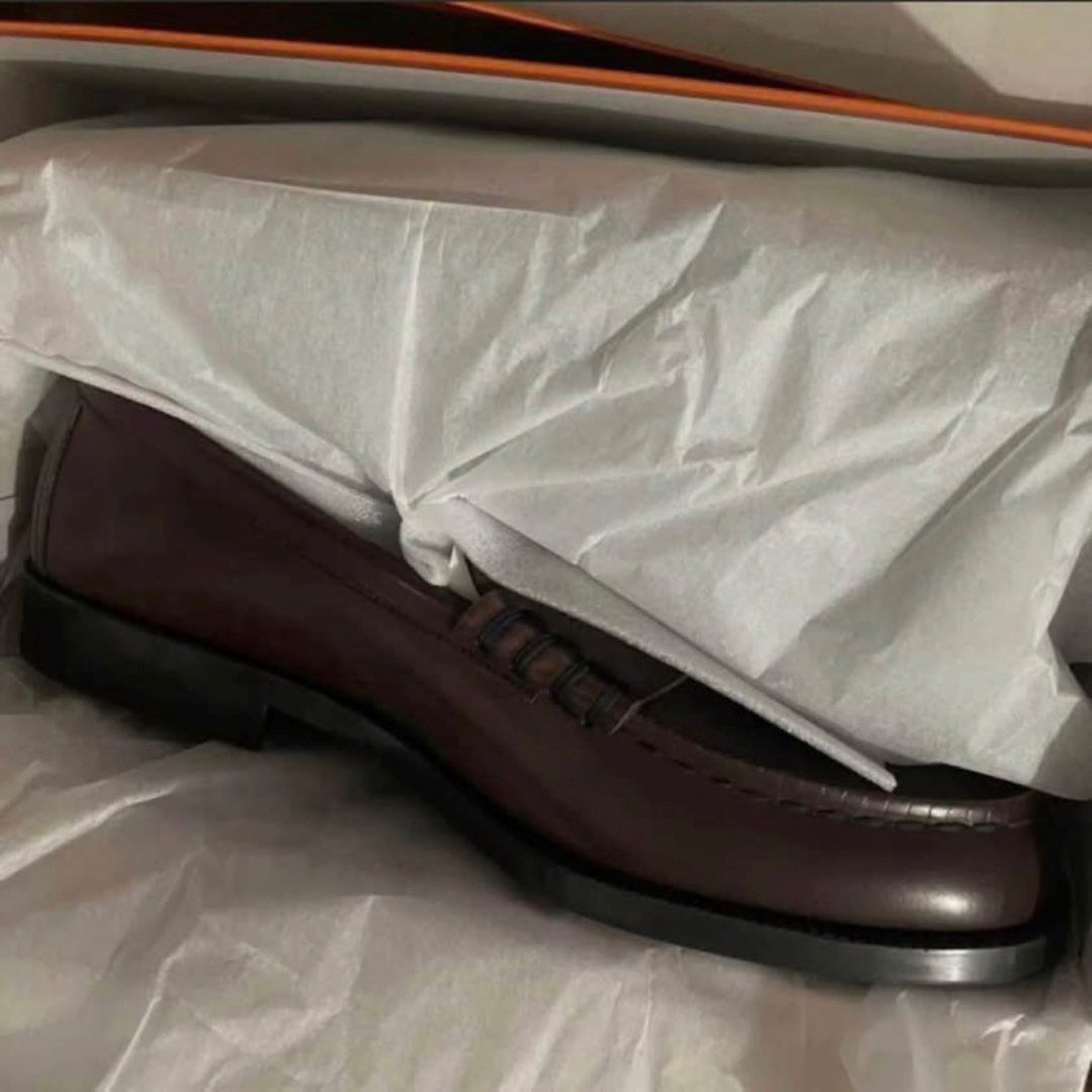 preorder haruta 906 leather loafers (Category: Casual Shoes) located in Manila. Submitted by hyuckshaul (Listing ID 1461339857, Image 1). Description: haruta 906 3E leather loafers - preorder (within 2 weeks upon order) - japan sizes 23.5 to 28cm (upon availability) - do check & research their sizes accordingly as it can be tricky - message me the color & size in cm when ordering colors: - brown (1st photo) - black (2nd photo) 50% payment to secu