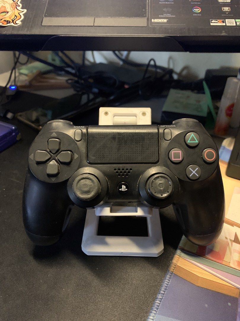 Ps4 controller (Category: PlayStation) located in Bayan Lepas. Submitted by kitokashiki (Listing ID 1461371175, Image 1). Description: WTS Original sparepart only Sparepart only Sparepart only Selling as it is Ps4 controller Condition as show in pic Cod in shah alam area Post + rm10 .