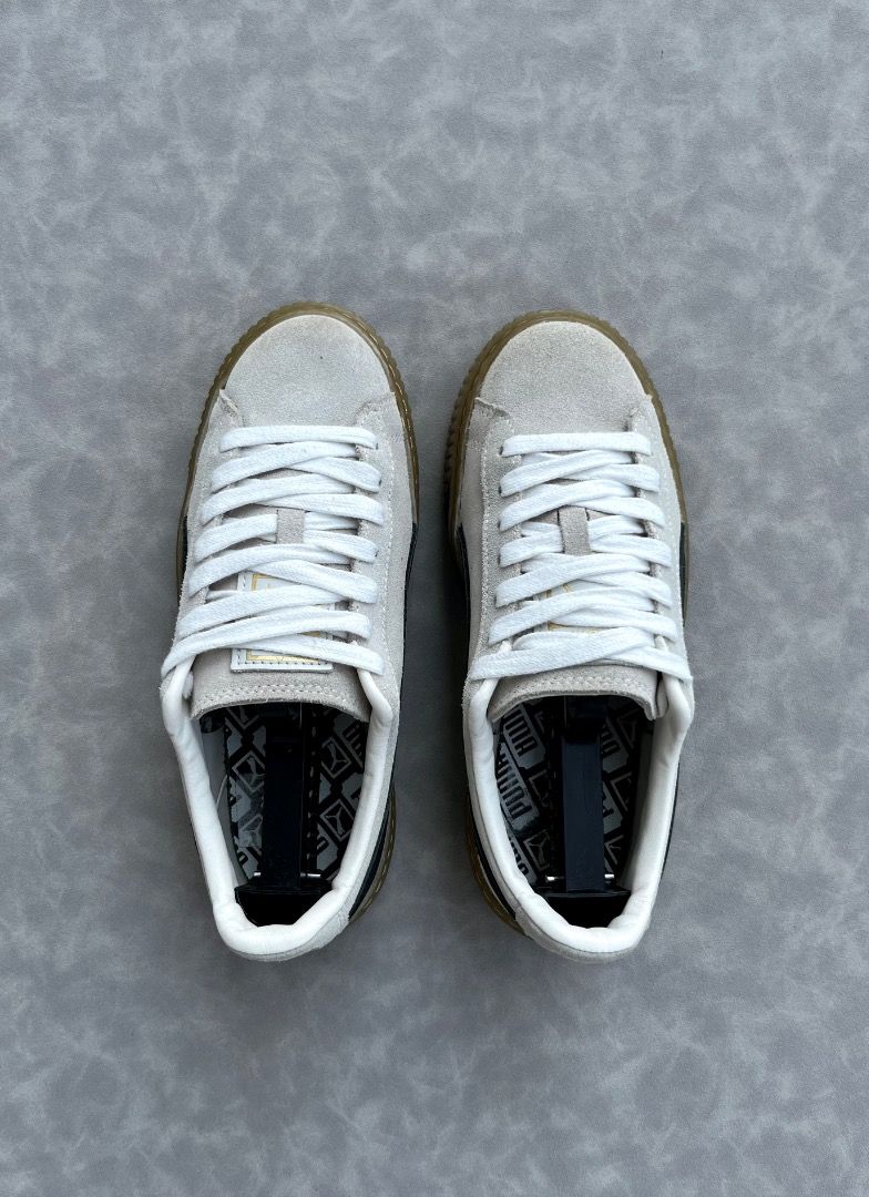 Puma Suede Platform (Category: Sneakers) located in Bacolod City. Submitted by dimesbcd (Listing ID 1461464484, Image 2). Description: EU 37/ US 6.5/ CM 23 Excellent Condition.