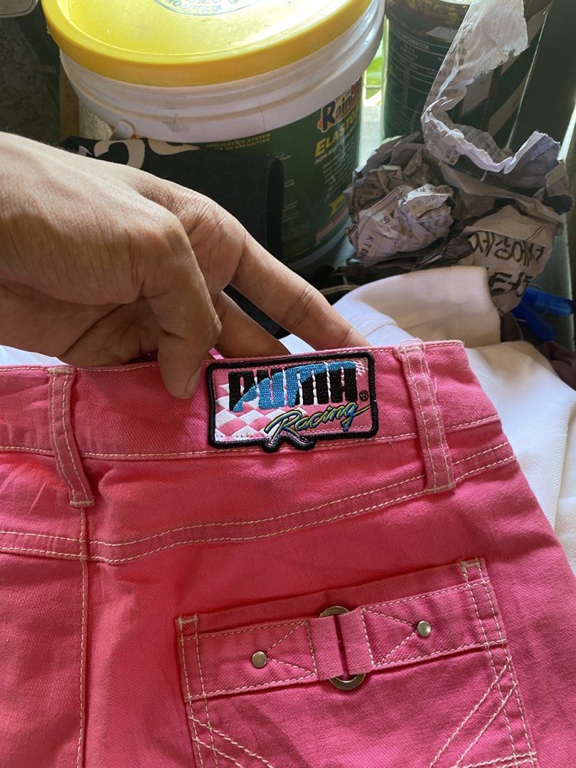 Puma y2k short (Category: Shorts) located in Las Pinas. Submitted by mark2k05 (Listing ID 1461389904, Image 2). Description: .