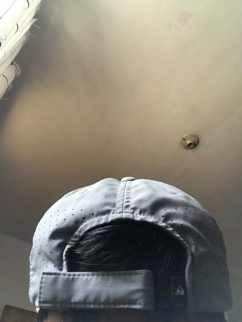 Quiksilver Flexfit 110 Tech Cap (Category: Caps & Hats) located in Manila. Submitted by mikeee03 (Listing ID 1461391155, Image 2). Description: - Grey Quiksilver Flexfit 110 Tech Cap - Made in Bangladesh - Perforated for enhanced breathability - Adjustable strap for a custom fit - Ideal for sunny weather and casual outings - Ready to wear - Need wash - No pinhole 🔥 .