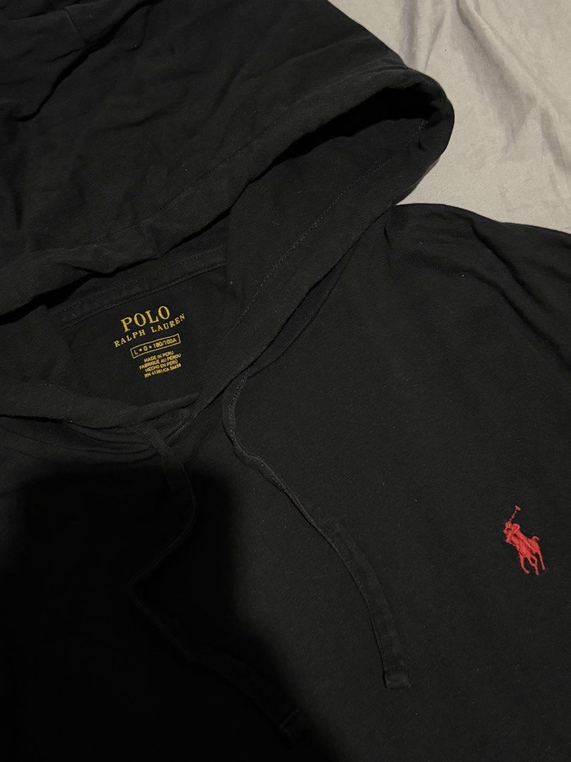 Ralph Lauren Hoodie (Category: Hoodies) located in Manila. Submitted by thra_shirts (Listing ID 1461408129, Image 3). Description: Ralph Lauren Hoodie Large W 23/L 28 Excellent condition Authentic No flaws.