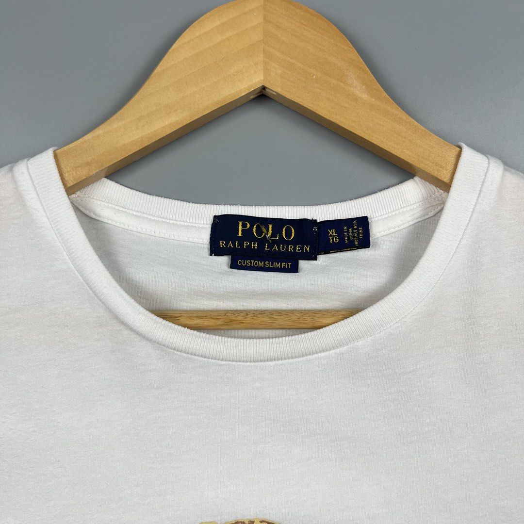 Ralph Lauren Polo Bear Big Logo Tee (Category: Activewear) located in Los Banos. Submitted by 4030.archives. (Listing ID 1461484864, Image 3). Description: Rälph Läuren Polo Bear Big Logo Tee 2000 Pesos XL Length : 26.5 inches Width : 19.5 inches Excellent Condition.