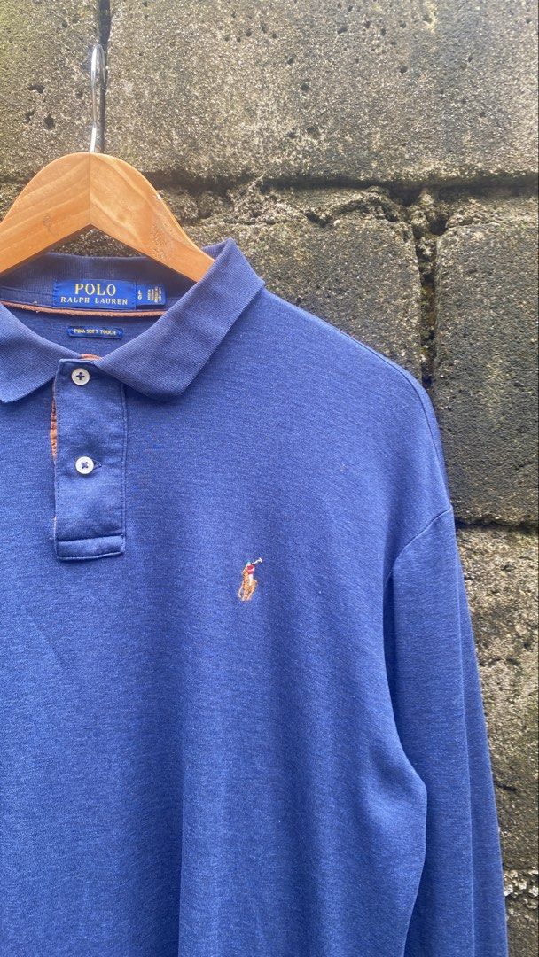 RALPH LAUREN POLO LONG SLEEVE (Category: Announcements) located in Calamba. Submitted by foundthrift (Listing ID 1461385197, Image 2). Description: VINTAGE NIKE SWEATER Condition.excellent W 22 L 27 Size. Large on tag Color rate 9/10 issue. Minimal stain Price: 1,200 php Plus shipping fee Loc calamba laguna - Color may vary due the lighting - Payment first Gcash/Paymaya - No Cod - Shipping via J&T express - Check details before dm me .