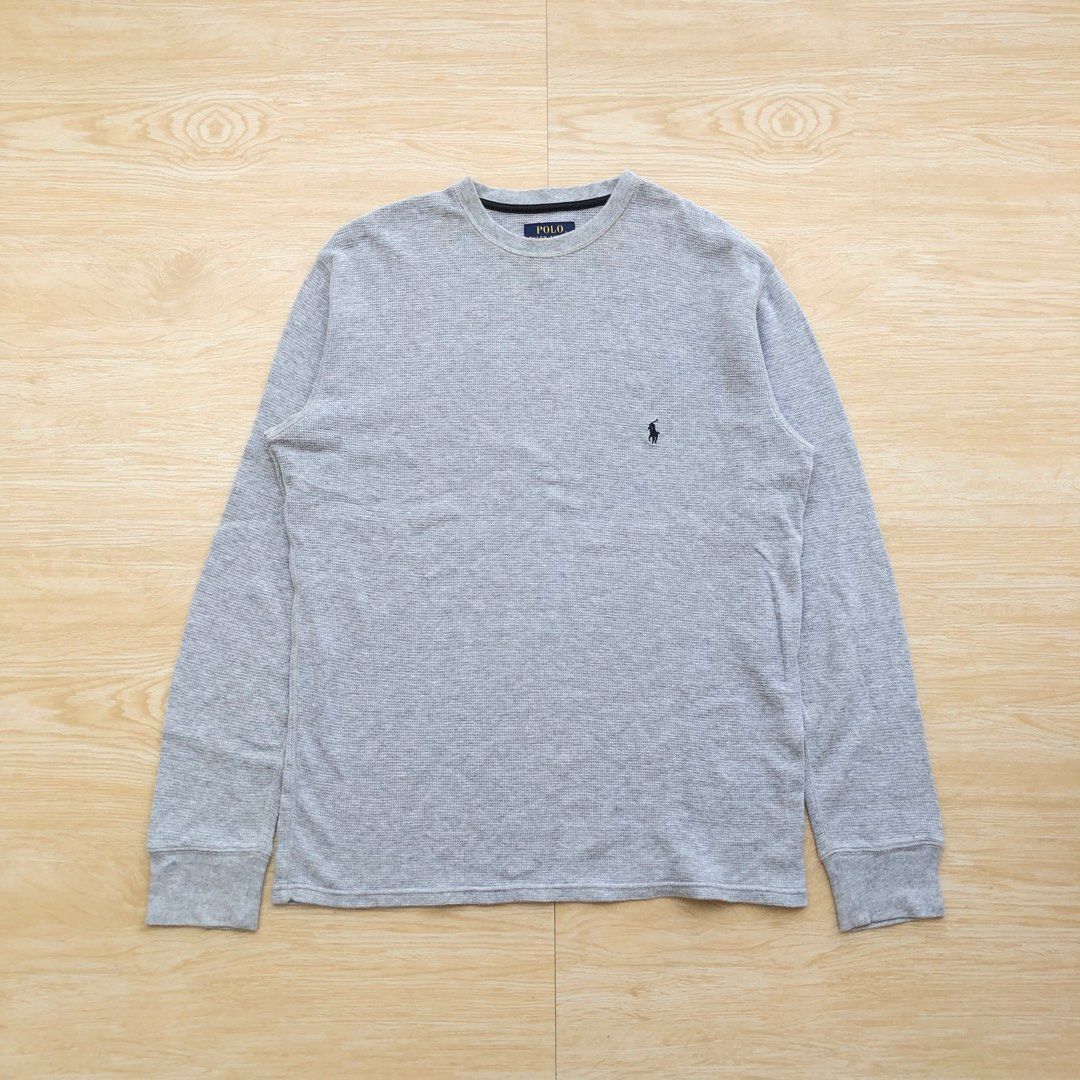 Ralph Lauren Waffle Knit sweater (Category: Tshirts & Polo Shirts ) located in Cavite. Submitted by nicepicker (Listing ID 1461524453, Image 1). Description: Size on Tag: Medium Dimension: 21 x 28.5 Condition: 9.5/10 Flaws: None .