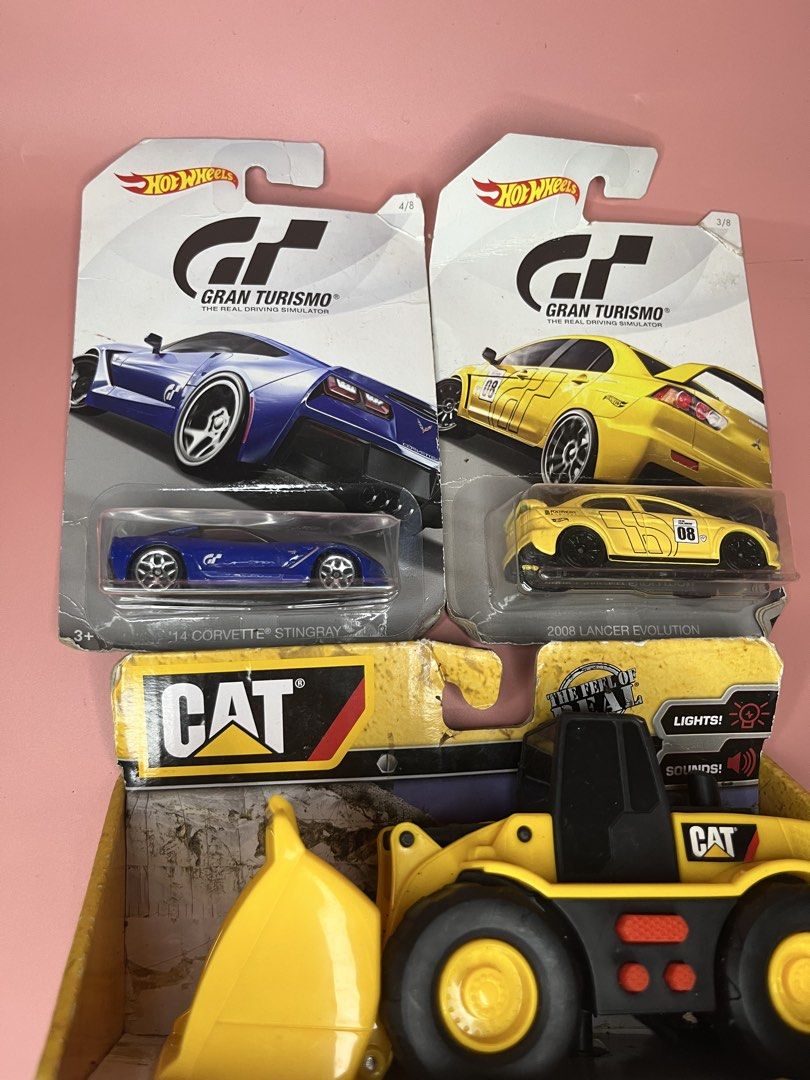 Random Toy Cars Bundle (Category: Vehicle & Diecast Models) located in Caloocan City. Submitted by snapshop_ph (Listing ID 1461398033, Image 2). Description: .