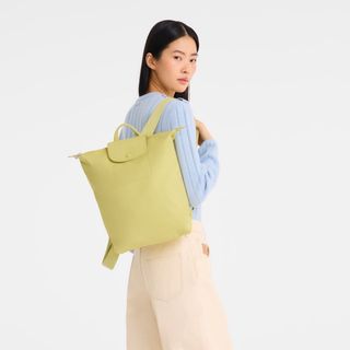 (Kategori: ) berada di . Dikirim oleh raremoon_d04583 (ID iklan 1461479474, Gambar 1). Deskripsi: .