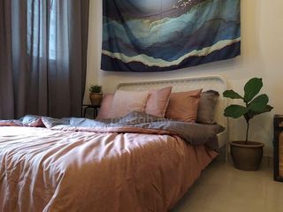 (Category: ) located in . Submitted by wennieho (Listing ID 1444099888, Image 1). Description: .