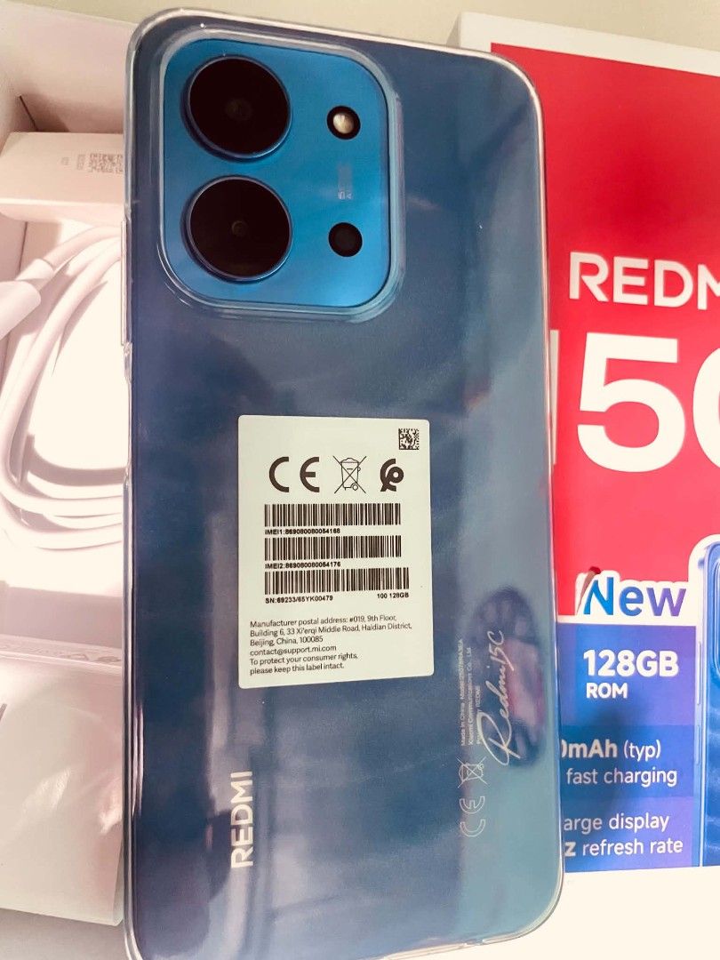 Redmi 15 c (Category: Xiaomi) located in Paranaque City. Submitted by arjayrino65316 (Listing ID 1461346203, Image 3). Description: 4000 Fix almost brand new makinis na makinis pwede sa maselan.