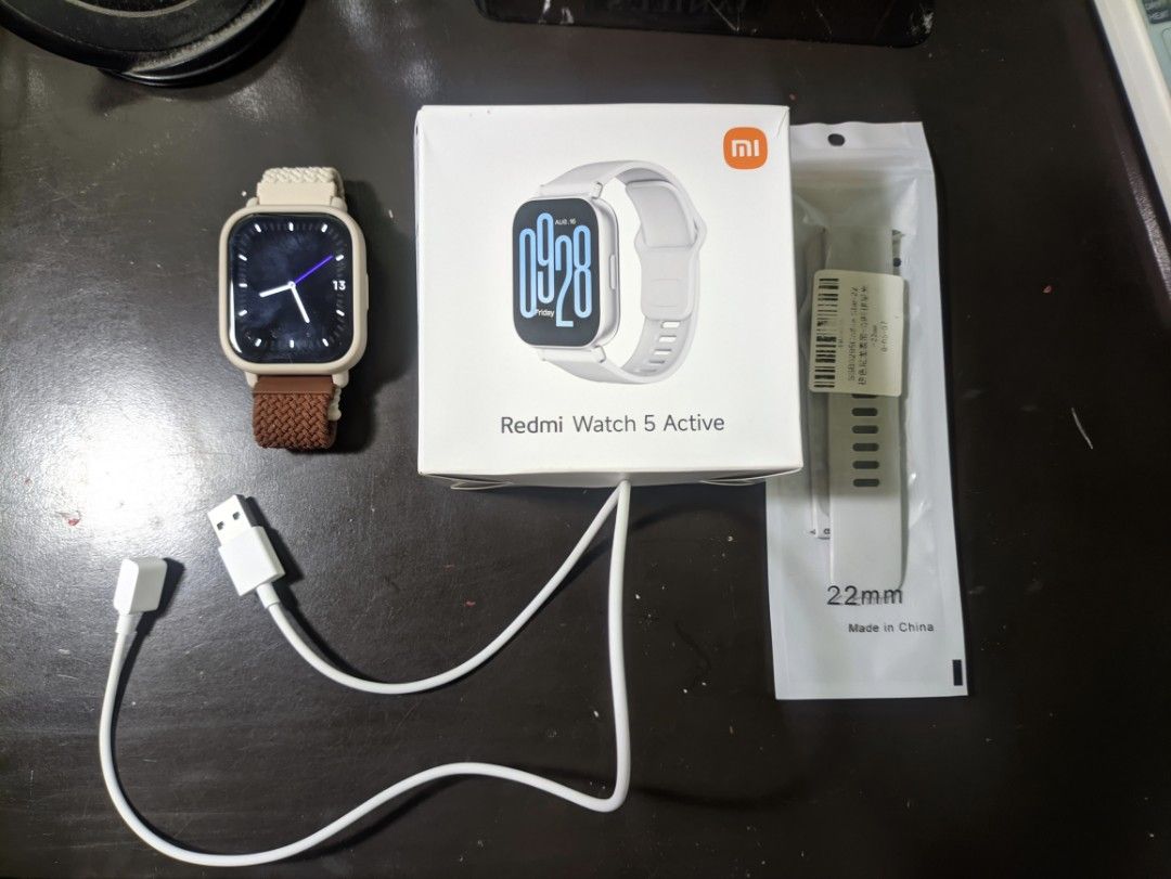Redmi watch 5 active (Category: Men's Watches) located in Manila. Submitted by livedragon-1c79 (Listing ID 1461538602, Image 1). Description: Almost Bnew Redmi Watch 5 Active No signs of usage Complete With box.