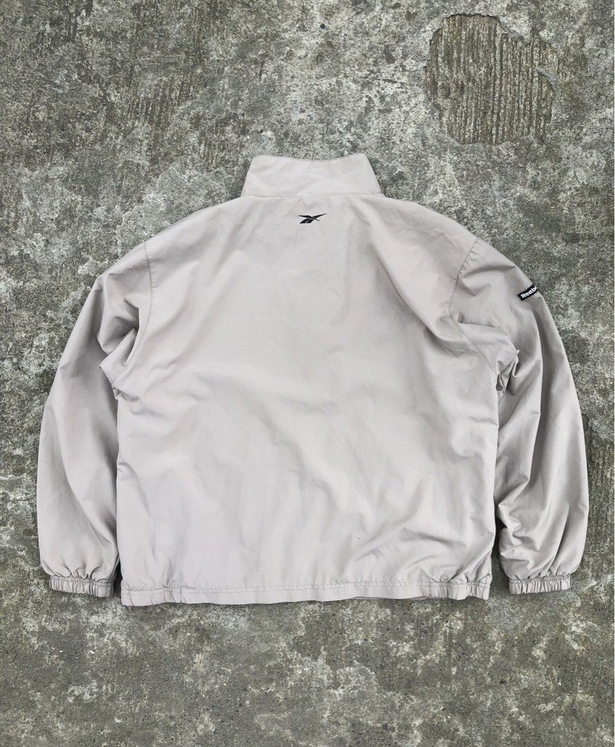 Reebok Windbreaker HalfZip Brownwhite (Category: Coats, Jackets and Outerwear) located in Cabuyao City. Submitted by tambytreds.com (Listing ID 1461549889, Image 2). Description: Dimes length:26 Width:24.5 Size:Large Jnt Corier LalaMove.