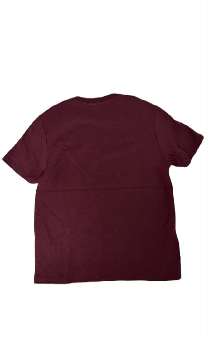 Regatta Burgundy Tshirt (L) (Category: Tshirts & Polo Shirts ) located in Antipolo. Submitted by themrdeclutter (Listing ID 1461417592, Image 2). Description: 🚨Reminders🚨 ✔️Please manage your expectations some of the items posted are pre-loved. ✔️Color may vary due to lighting. ✔️Just send a direct message if you have further concerns with the items posted. .