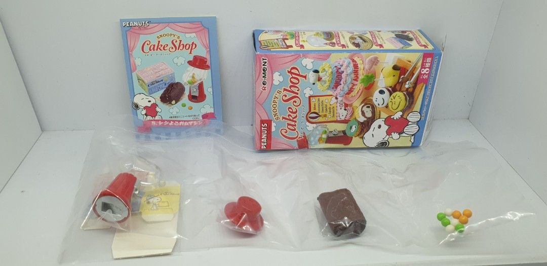 Re-ment Snoopy's Cake Shop Miniature Set (Category: Designer & Blind Box Toys) located in Manila. Submitted by minihobbies23 (Listing ID 1461458277, Image 1). Description: - Re-ment Snoopy's Cake Shop miniature set - Item #8: Gumball Machine design - Includes small pieces in original plastic bags - Original box included - Ideal for collectors and Snoopy fans.