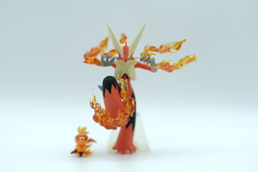 Resin 1/20 Scale KING STUDIO Mega Blaziken & KiPi STUDIO Torchic (Category: Figurines & Statues) located in Nasugbu. Submitted by achamocollects (Listing ID 1461497902, Image 3). Description: - Product: Resin Figure Set - Characters: KING STUDIO Mega Blaziken & KiPi STUDIO Torchic - Scale: 1/20 - Material: Resin - Features: Intricate flame details on Mega Blaziken, collectible size - Ideal for: Pokemon collectors and enthusiasts.