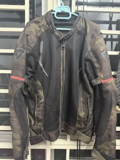 (Category: ) located in . Submitted by preloved.bykylo (Listing ID 1461520867, Image 1). Description: .
