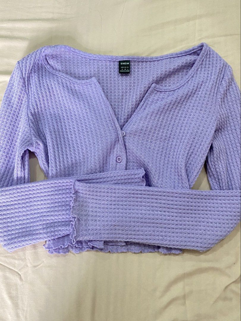 Rib Knit Long Sleeves Cardigan (Category: Longsleeves) located in Santa Rosa. Submitted by aeri_chandes (Listing ID 1461383614, Image 2). Description: MEDIUM SIZE can ship nationwide dm for infos.