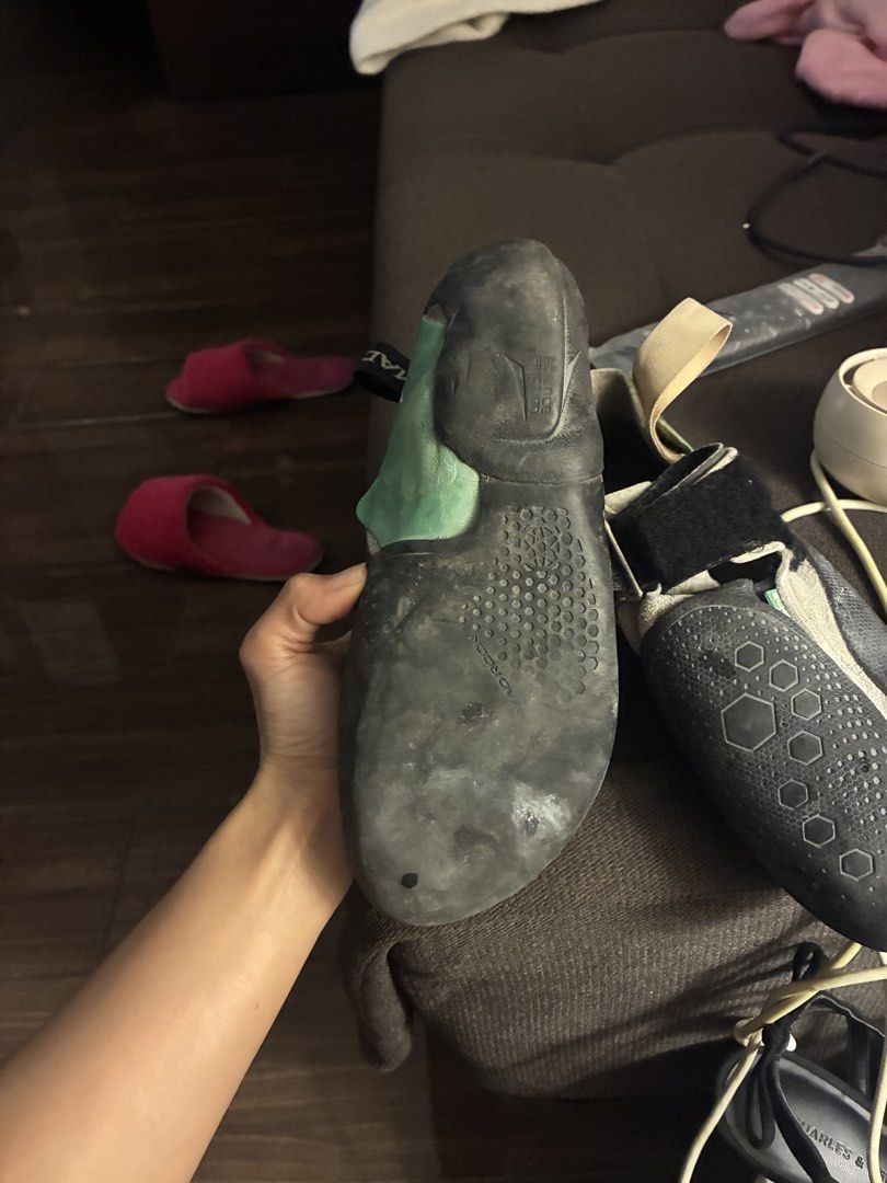 Rock Climb Climbing Shoes (Category: Other Sports Equipment and Supplies) located in Makati City. Submitted by kz278 (Listing ID 1461492843, Image 2). Description: Madrock Drone 2 LV SIZE 4/22CM Plenty of life left still. Can be used as beater/outdoor shoes Rfs: decluttering/too many climbing shoes .