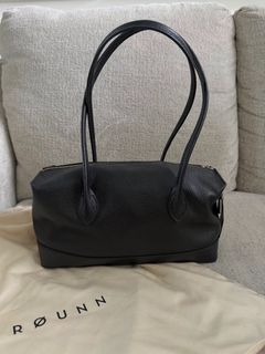(Kategori: ) berada di . Dikirim oleh jeje._.preloved (ID iklan 1461384951, Gambar 1). Deskripsi: .