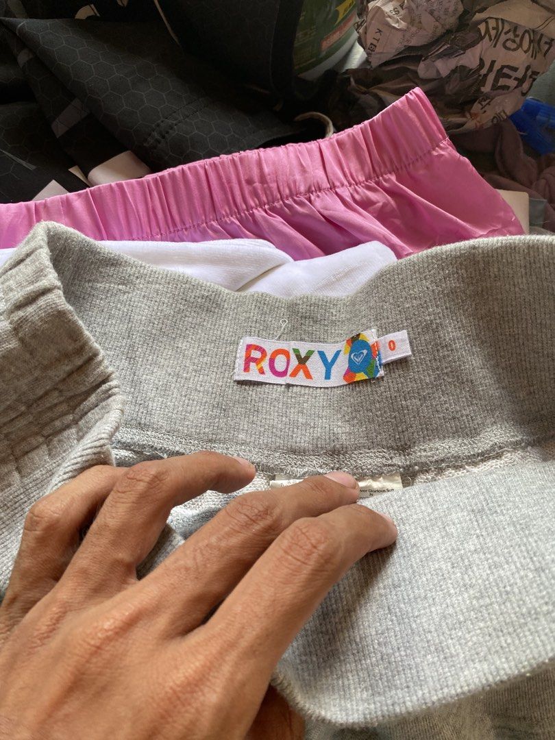 Roxy microshort (Category: Shorts) located in Las Pinas. Submitted by mark2k05 (Listing ID 1461390763, Image 2). Description: .
