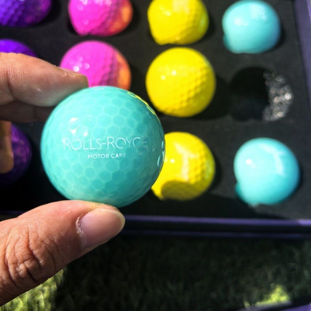 RR GWP ITEMS (Category: Golf) located in Orani. Submitted by lovely.items1983 (Listing ID 1461332972, Image 2). Description: 12 Colorful golf ball.