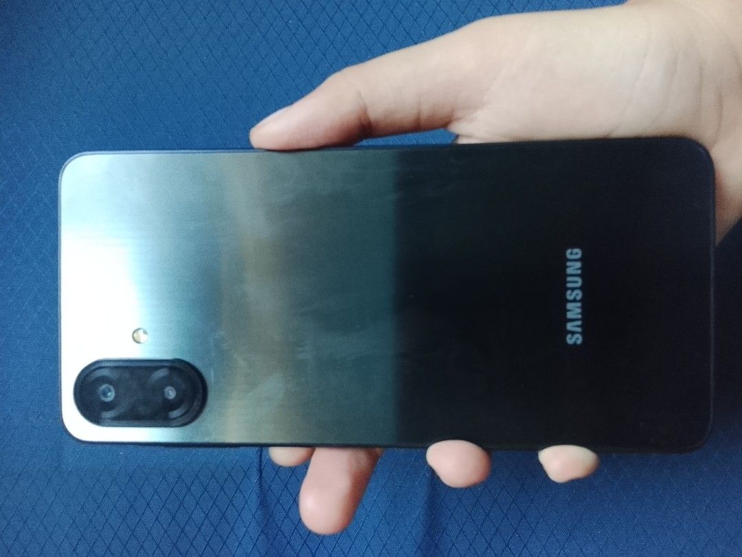 SAMSUNG A07 (Category: Samsung) located in Manila. Submitted by pollyiiee (Listing ID 1461402541, Image 1). Description: SAMSUNG A07 OPEN FOR SWAP SA MABABANG UNIT ADD KA NA LANG. Smooth Good as new Last month lang 128GB 5,200 (nego) Meet up only. sjdm.
