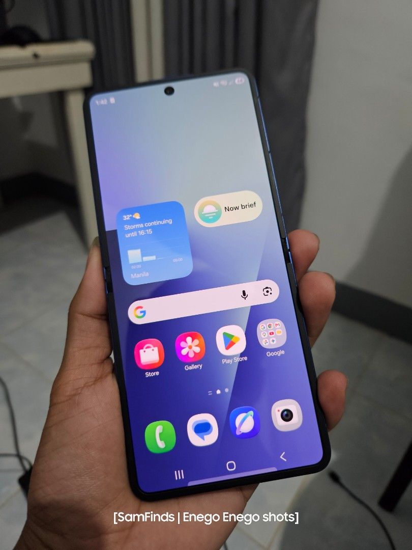 Samsung Flip 7 - 256gb (Category: Samsung) located in Caloocan City. Submitted by smilecast33971 (Listing ID 1461552873, Image 3). Description: Location: Taguig😉 open for pickup. Good day po🥦 LP: 24,500 fixed price Grabe naman mga nambabarat, ang mura na ng price e😥 ALL Function working, tested using official Samsung members app. NO SWAP😇 NO dead pixel or lines ⚠️minimal dents - 98% smooth 📌12gb/256gb / NTC Approved / Openline / All working 