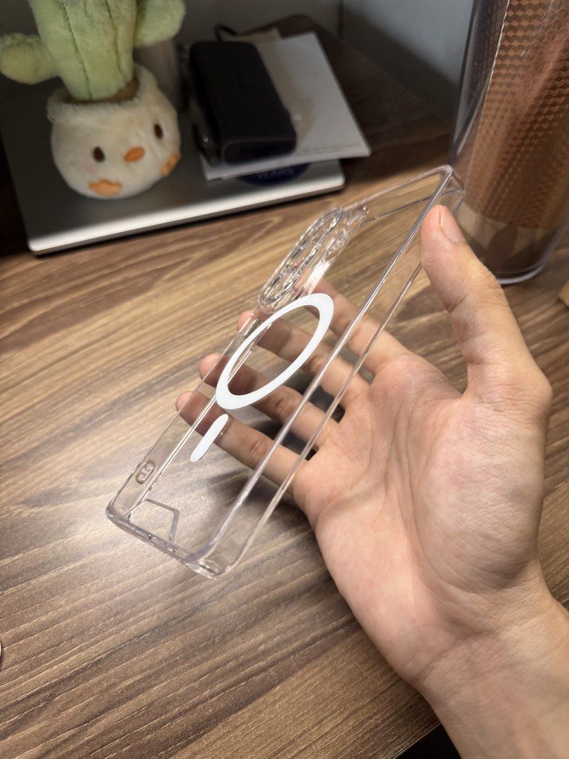 Samsung Galaxy S26 Ultra Case (Category: Cases & Sleeves) located in Paranaque City. Submitted by ivenronin (Listing ID 1461360088, Image 3). Description: Totally Unused. RFS: I bought the case without having the S26 Ultra yet since I thought I am not going to have the Z Fold 8 Ultra. Turns out there is a stock of my color choice and storage capacity so I bought the Z Fold 8 Ultra instead of the S26 Ultra..