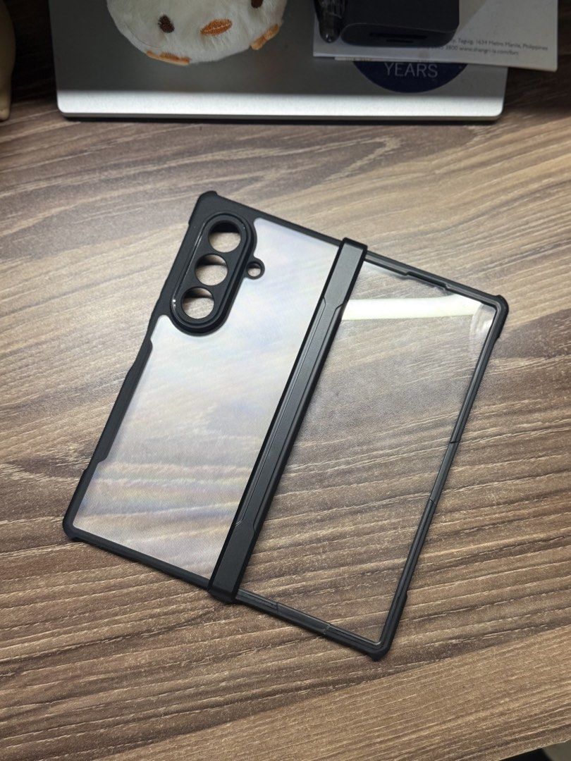 Samsung Galaxy Z Fold 8 Ultra Case (Category: Cases & Sleeves) located in Paranaque City. Submitted by ivenronin (Listing ID 1461357827, Image 3). Description: Samsung Galaxy Z Fold 8 Ultra Case Brand: XUNDD RFS: Bought so many cases, felt like I don’t need this already..