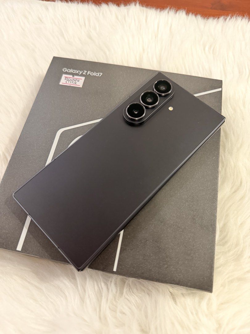 Samsung zfold 7 256gb (Category: Samsung) located in Manila. Submitted by strawberrylilo (Listing ID 1461561456, Image 2). Description: 📱 FOR SALE — Samsung Galaxy Z Fold7 256GB ✨ Like Brand New | Rarely Used | Spare Phone Only Selling my Samsung Galaxy Z Fold7 256GB — around 1 year old but very rarely used since it was only kept as a spare phone. ✔️ Excellent condition ✔️ No issues / fully functional ✔️ Rarely used ✔️ Well taken care of ✔️ Clea