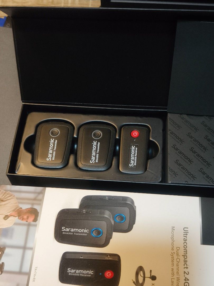 Saramonic Blink500 B2 Wireless Microphone 2.4Ghz (Category: Other Photography Accessories) located in Makati City. Submitted by franco31 (Listing ID 1461464397, Image 3). Description: 2 x wireless mic lapel and 1 x wireless receiver for video recording and vlogging. Complete with box and accessories. Unused, opened box only..